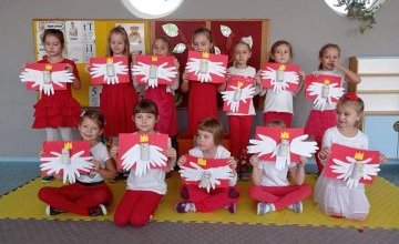 Święto Niepodległości i ,,Szkoła do hymnu"